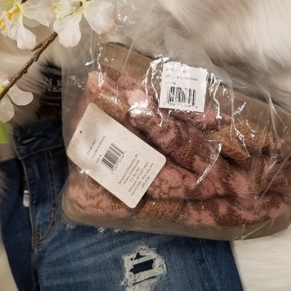 💖1 left!💖PLUSH SPARKLY STREET SOLE BOOT L9/10💖 - Picture 7 of 7